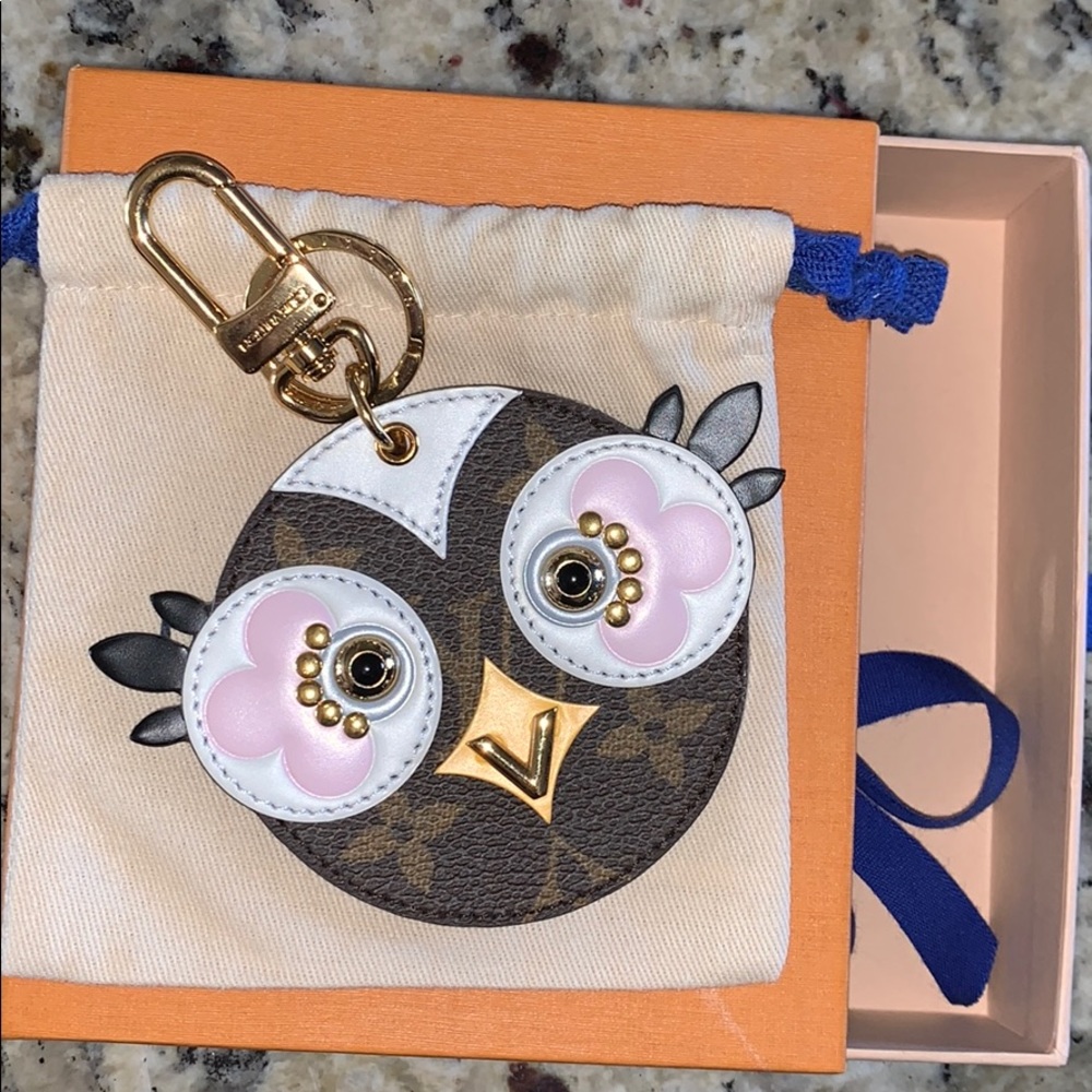 Louis Vuitton lovely birds bag charm